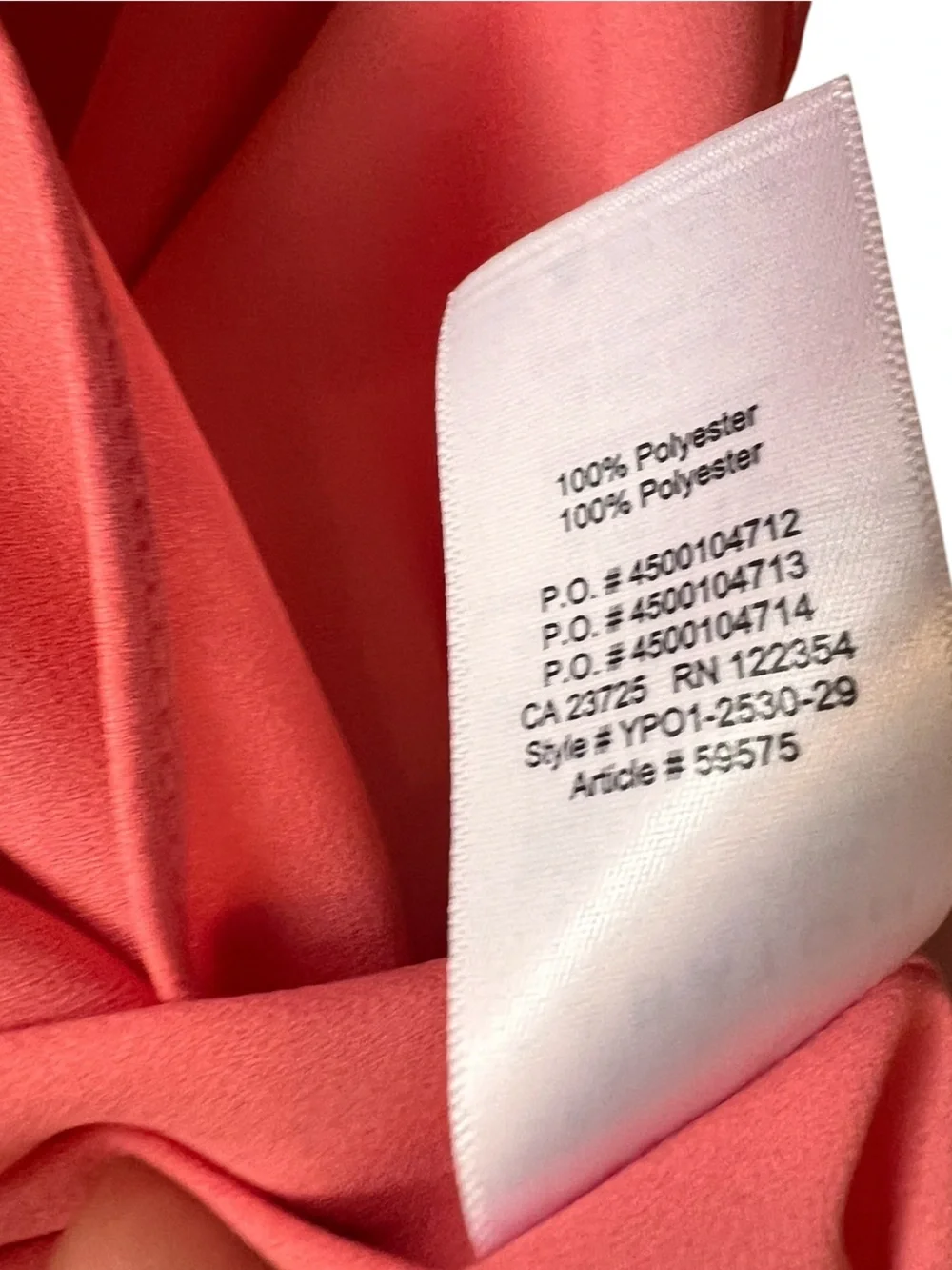 Babaton sleeveless Maddox blouse in
Coral with cut outs size M excellent conditi - Picture 12 of 12